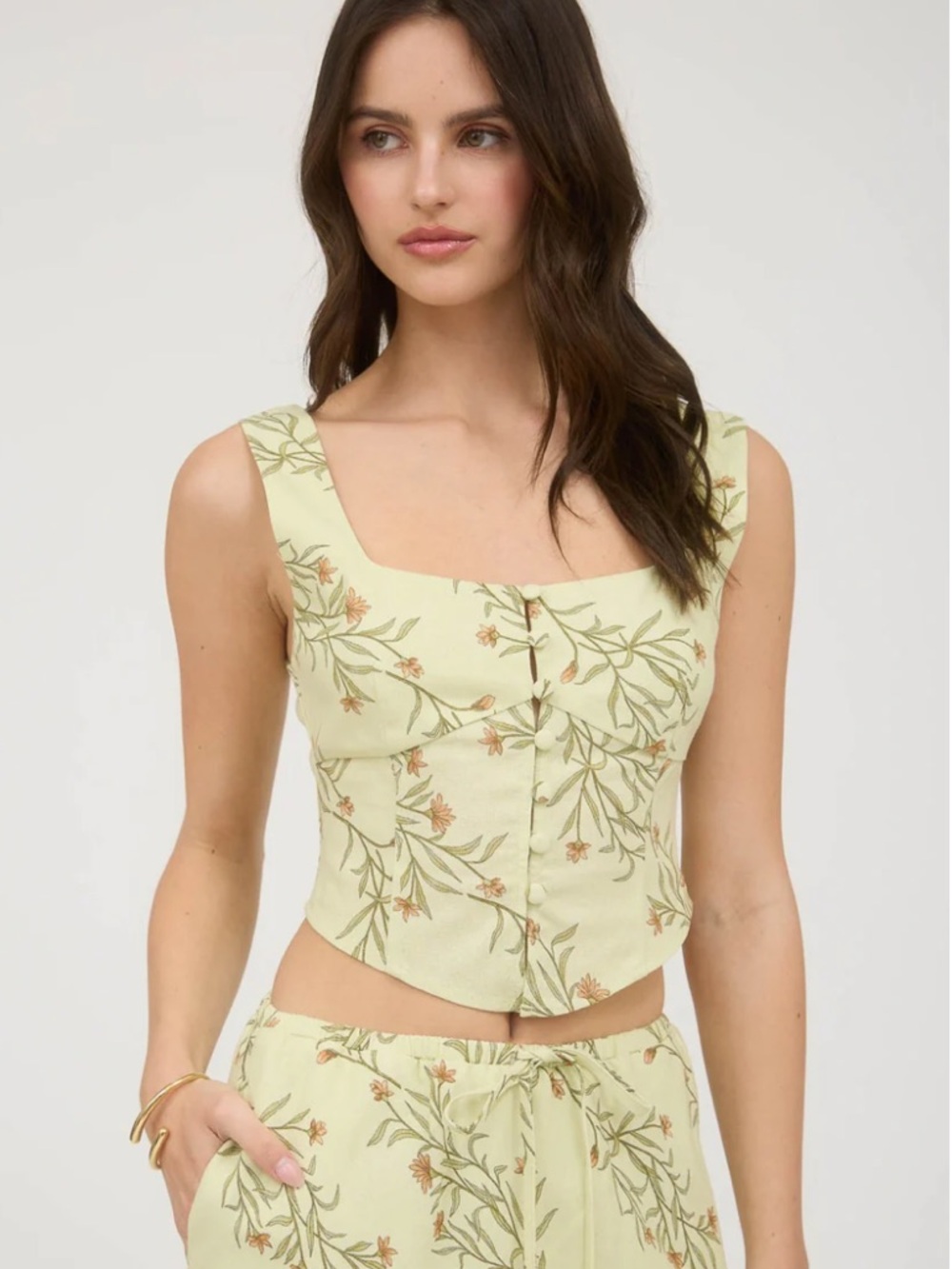 Light Green Floral Sleeveless Set with Button Bodice - Picture 6 of 7